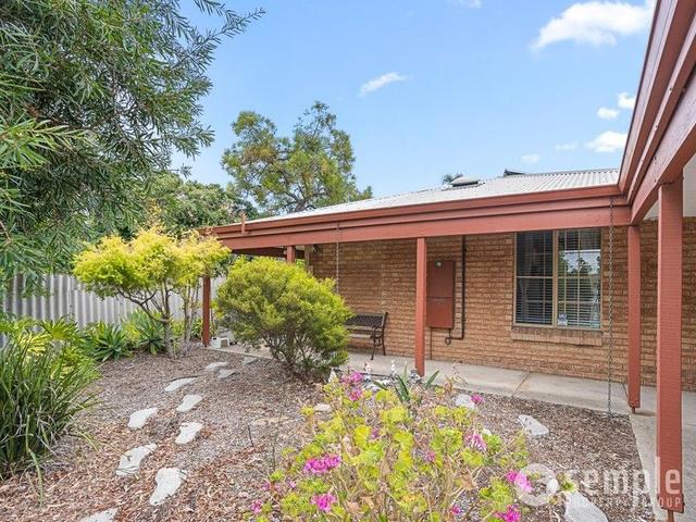 4a Heron Way, WA 6164