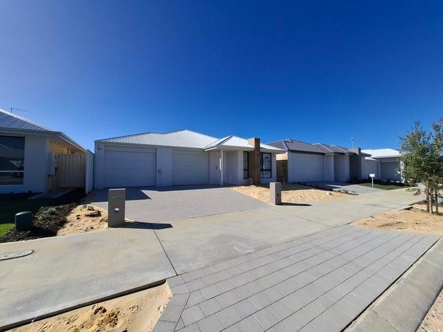 12 Hopetoun Drive, WA 6034