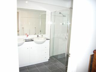 Ensuite (2005-05-19)
