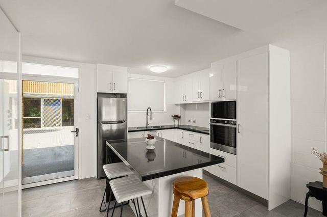 4/286 The Esplanade, QLD 4220