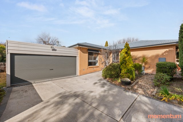 8 Verney Place, ACT 2904