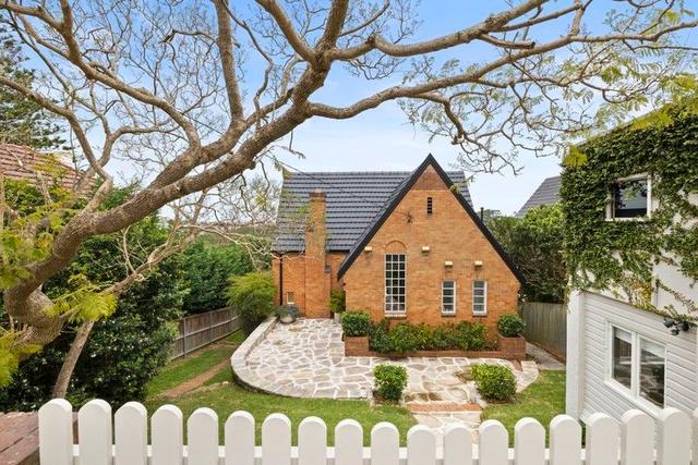 76 Woodland Street, NSW 2093