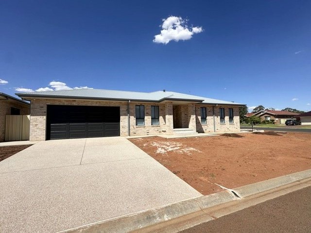 1A Nelson Drive, NSW 2680