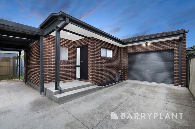 2/11 Michael Avenue, VIC 3021