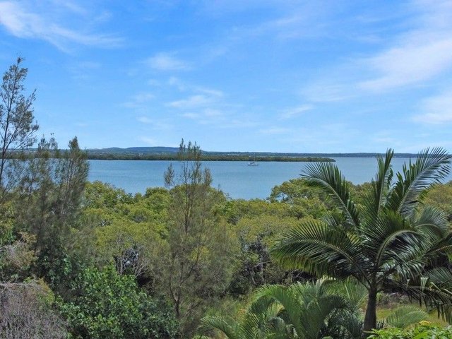 1-3 Coast Road, QLD 4184