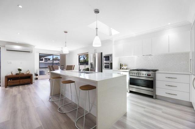 22 Barrine Crescent, QLD 4216