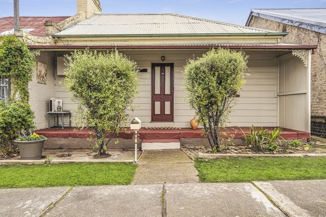 6 Bradley Street, NSW 2580