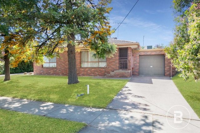 1/12 Retreat Road, VIC 3550