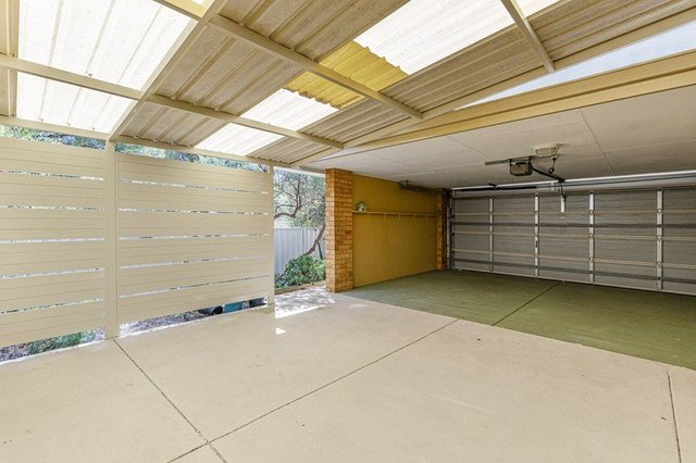 27 Quesnel Place, WA 6027