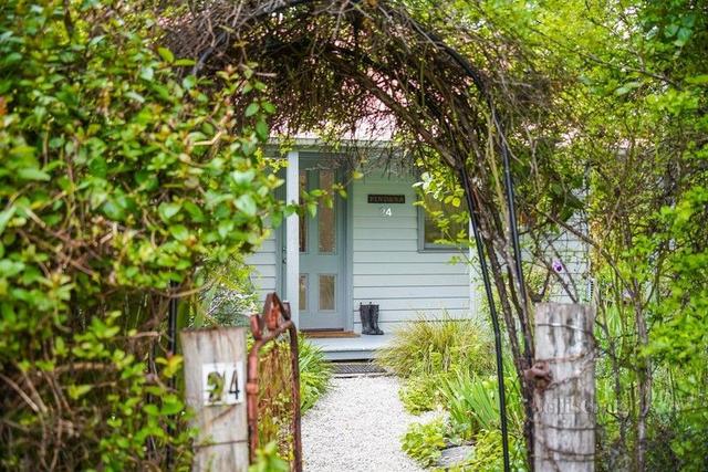 24 Old Drummond Road, VIC 3447