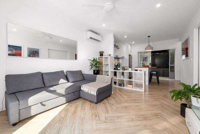 2/3 Saint Leonards Street, QLD 4151