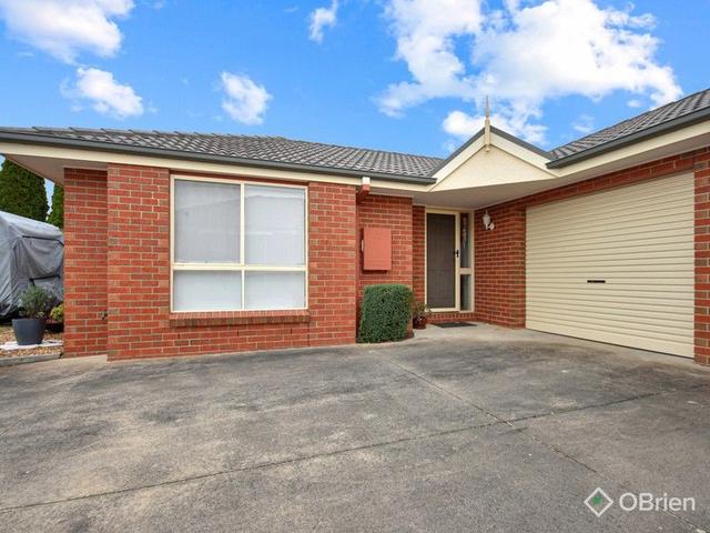 1/27 Charlton Place, VIC 3875