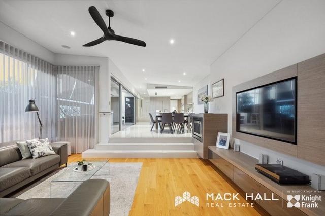 2B The Promenade, WA 6153