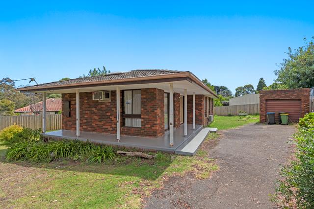 10 Castlewood Drive, VIC 3155