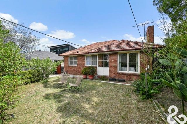 15 Laha Crescent, VIC 3072