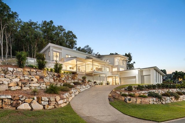 16 Huntington Drive, QLD 4210