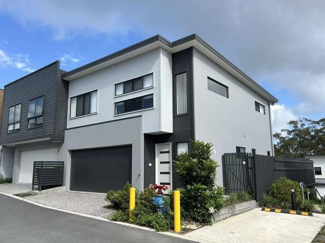 142 The Heights Boulevard, QLD 4209