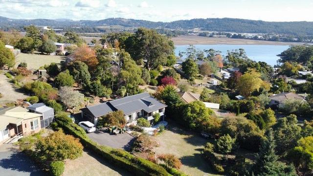 10 Highfield  Road, TAS 7310