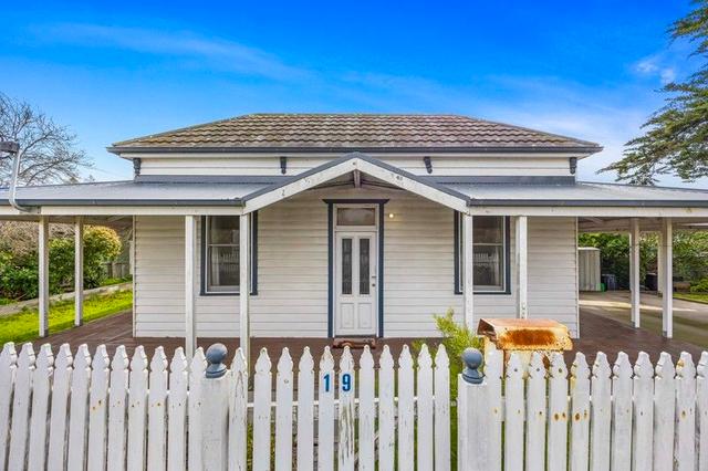 19 Currajong Avenue, VIC 3377