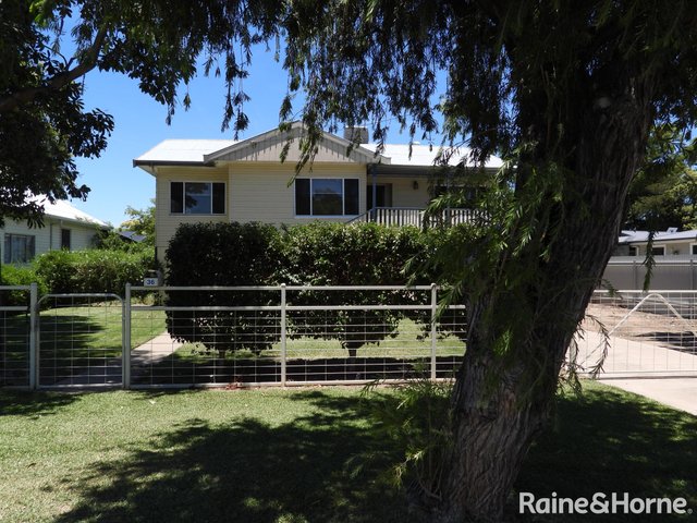 36 Iris Street, NSW 2400