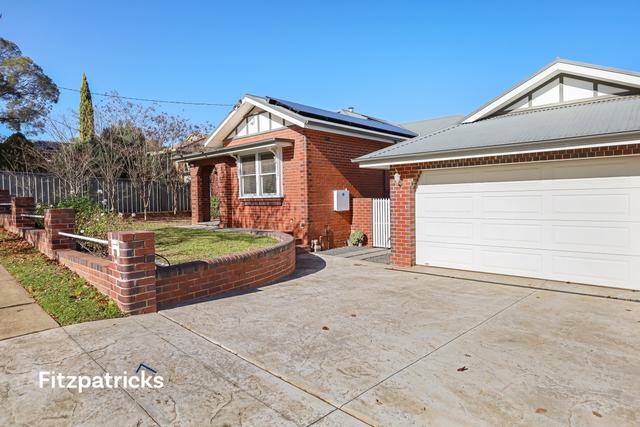 30 Sunshine Avenue, NSW 2650