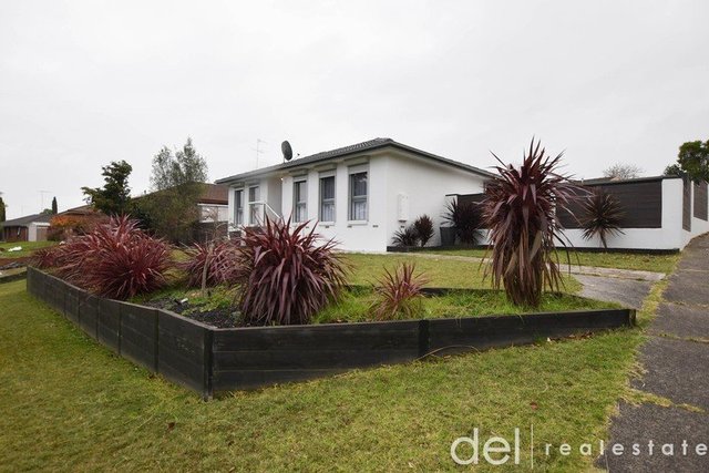 2 Peebles Street, VIC 3802