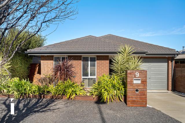 9 Bunima Crescent, ACT 2913