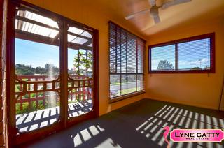 Entrance / Sunroom