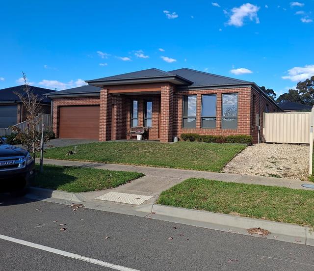 6 Hakea Street, VIC 3658