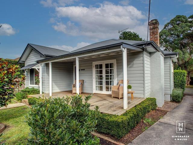 11 Throsby Street, NSW 2577