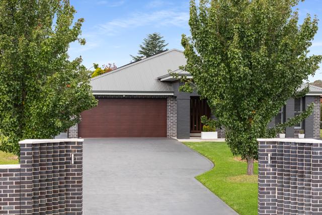 24 Windsor Crescent, NSW 2577
