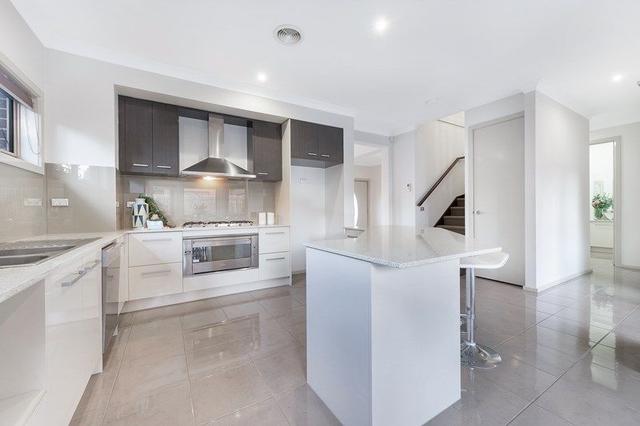 1/11 Mountain Crescent, VIC 3170