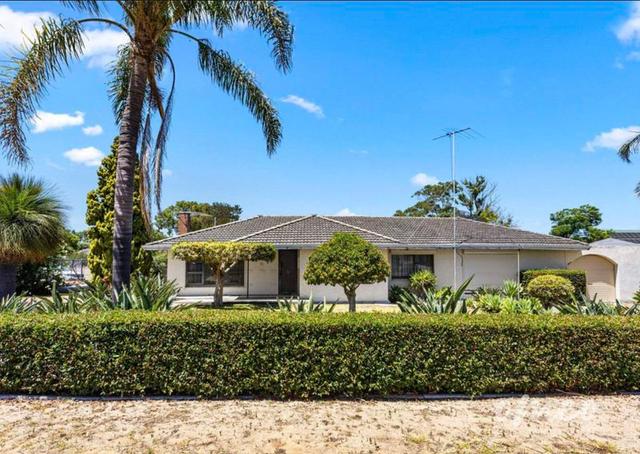 51 Winterfold Rd, WA 6163
