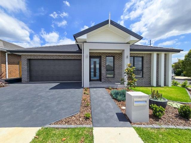 12 The Irons Drive, NSW 2571