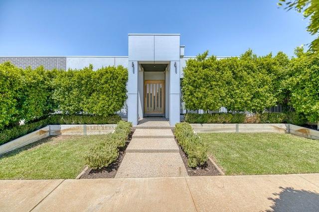 26 Mitchell Court, NSW 2738