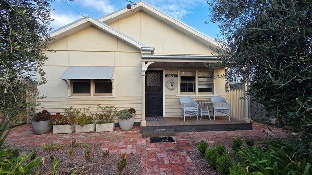 4 Beach Street, VIC 3225