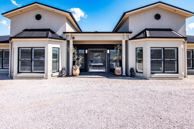 51 Henry Lawson Drive, NSW 2850