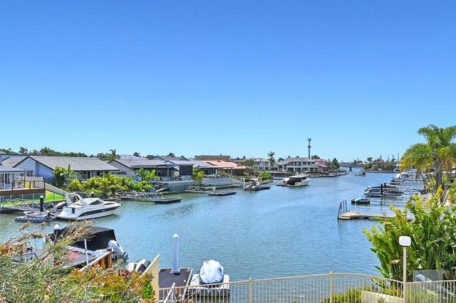 32 Cockleshell Court, QLD 4216