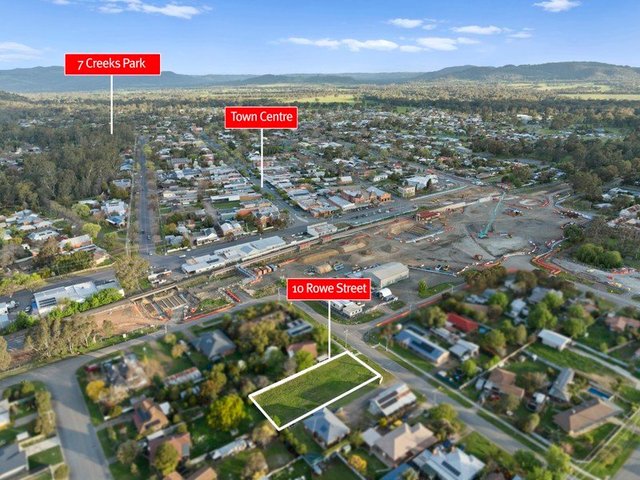 10 Rowe Street, VIC 3666
