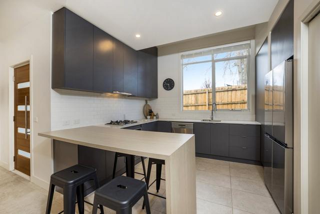 2/6 Rangeview Road, VIC 3155