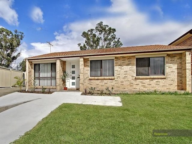 65 Gillian Cres, NSW 2761