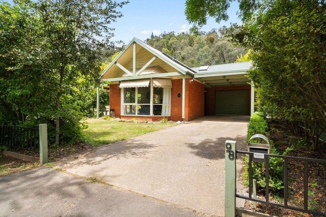98 Delany Avenue, VIC 3741