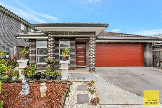 14 Savery Road, NSW 2171