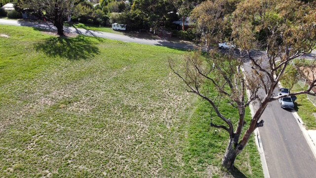 1 Oak Grove, NSW 2582
