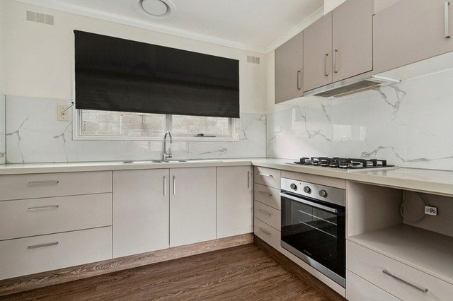 74 Lyrebird Drive, VIC 3201