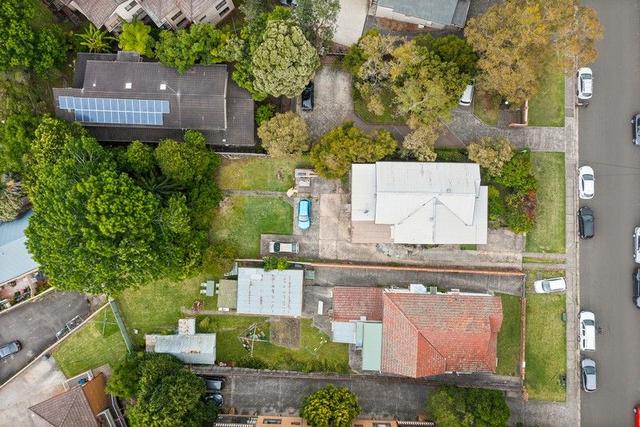13 Staff Street, NSW 2500