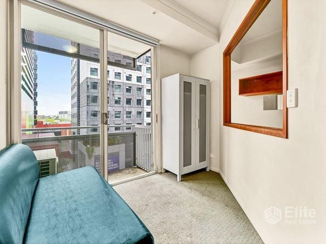 402/488 Swanston Street, VIC 3053