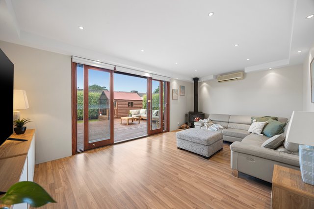 3 Kristen Court, VIC 3155