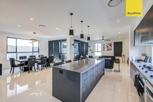 4 Falcon Street, QLD 4123