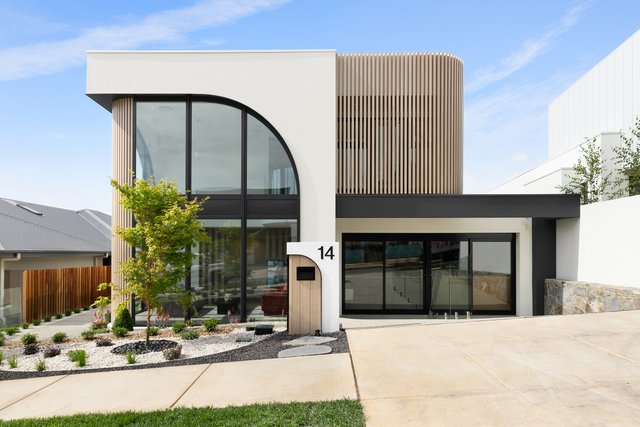 14 Romano Street, ACT 2611
